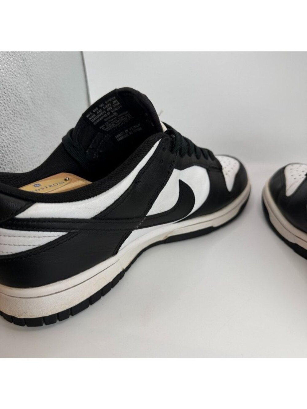 Nike Dunk Low Panda Shoes Mens Size 8 Black White Sneakers Leather DD1391-100 - Picture 8 of 11